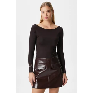 Kayık Yaka Uzun Kollu Kahverengi Soft Top / Bluz