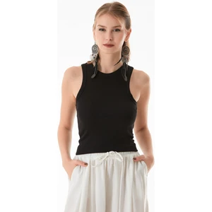 Basic Halter Yaka Kolsuz Body