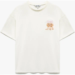 Pamuklu Kısa Kollu Bisiklet Yaka Rahat Kesim Arkası Baskılı Tişört