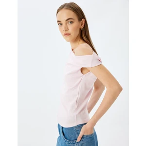 Kayık Yaka Drapeli Kolsuz Slim Fit Bluz