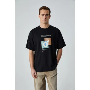 Prısmatıc Erkek  Organik Pamuklu Özel Kalın Dokulu Nefes Alabilir Oversize Baskılı Siyah T-Shirt