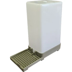 Yemlik Kavanoz Tipi Köşeli 750 ml Arı ve Civciv Için