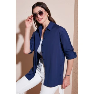 Pamuklu Regular Fit Iliklenebilen Yırtmaç Detaylı Gömlek Bayan Gömlek 6772920