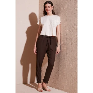 Belden Bağlamalı Cepli Kısa Paça Dar Kesim Pantolon Bayan Pantolon 5869017
