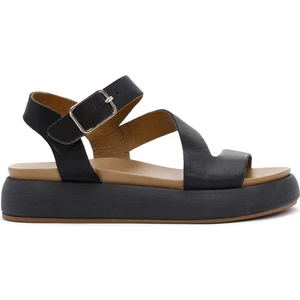 Kadın Siyah Bilekten Bantlı Kalın Tabanlı Deri Sandalet 25SFD550018