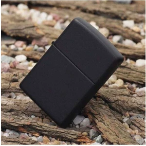 Siyah Benzinli Çakmak Zippo Modeli