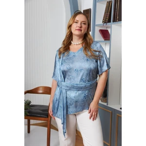 Kemer Aksesuarlı Büyük Beden Bluz Mavi