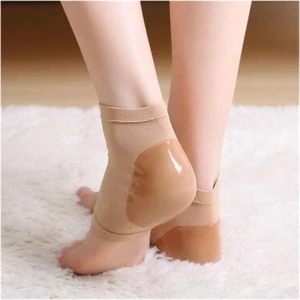 Silikon Topuk Nemlendirici Çorap