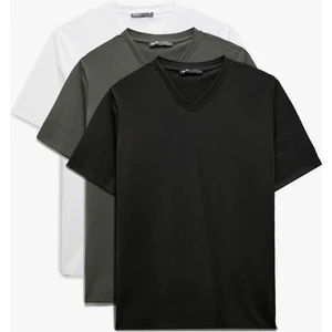 V Yaka Pamuklu Slim Fit Basic 3'lü Erkek Tişört Seti