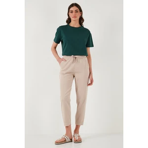 Pamuklu Normal Bel Regular Fit Düz Paça Pantolon Bayan Pantolon 668YP42282S4