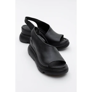 Agusto Siyah Cilt  Deri Kadın Dolgu Topuk Sandalet