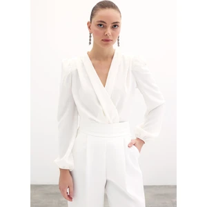 447-1009 Ekru Kadın Kruvaze Bodysuit Bluz