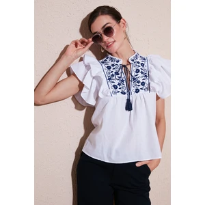 Pamuklu Regular Fit Nakış Işlemeli Bluz Bayan Bluz 611BZ0253