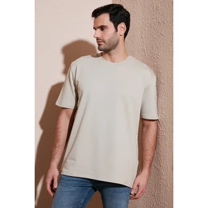 Pamuklu Bisiklet Yaka Relaxed Fit Basic T Shirt Erkek T Shirt 5902610