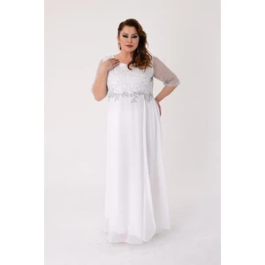 Büyük Beden Beyaz Renkli Uzun Şifon Abiye Elbise