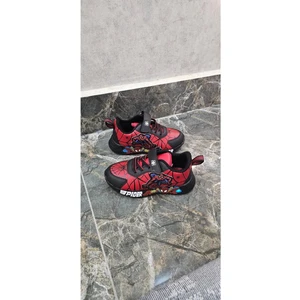 Çocuk Spor Ayakkabi
