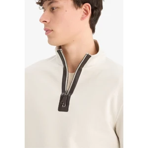 Regular Fit Dik Yaka Yarım Fermuarlı Basic Düz Sweatshirt D7226AX25SP