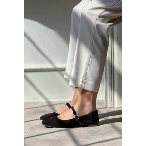 Nişantaşı Shoes Desire Siyah  Süet Toka Detaylı Düz Taban Kadın Babet
