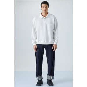 Sımplyfy Erkek Polo Yaka Uzun Kollu Oversize Düğmeli Beyaz Sweatshirt