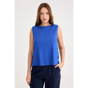 Yanları Düğmeli Sıfır Kol Modal Bluz