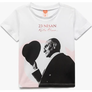 Kısa Kollu Pamuklu Bisiklet Yaka Atatürk Baskılı Tişört