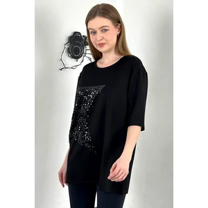 Yıldız Desenli Bisiklet Yaka T-Shirt