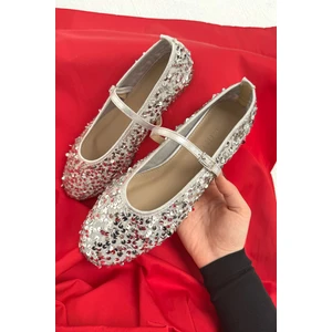 Kitty Silver Pul Detaylı Tokalı Kadın Babet