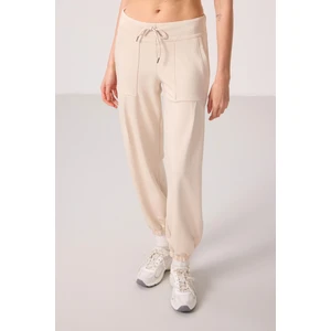 Bej Yumuşak Dokulu Cep Detaylı Rahat Form Kadın Pantolon - 94672