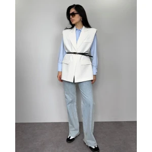 Beyaz Vatkalı Kemerli Oversize Yelek