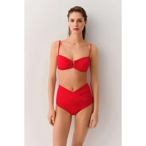 Metal Aksesuarlı Straplez Bikini Üst