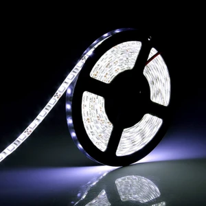 5metre LED Şerit 5050 DC12V 6500K Soğuk Beyaz (60LED/M) IP65 Işık Aydınlatma Lambası Hortum Kendinden Yapışkanlı