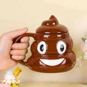 Poo Emoji Kupa Bardak – Eğlenceli ve Komik Tasarım, Seramik Kahve ve Çay Kupası, Ofis ve Ev Için Hediye, Emoji Temalı Büyük Boy Bardak