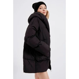 Kadın Siyah Şişme Yarasa Mont