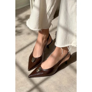 Nişantaşı Shoes Cartella Kahve Desenli Mat Aksesuar Detaylı Kadın Topuklu Ayakkabı