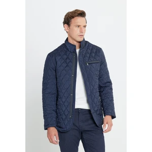 Standart Fit Normal Kesim Dik Yaka Desenli Overcoat