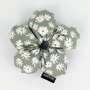 El Yapımı Papatya Desenli Pofuduk Scrunchie Toka - Yeşil