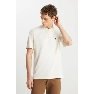 %100 Pamuk Relaxed Fit Geniş Kesim Bisiklet Yaka Minimal Logo Kırık Beyaz Tişört