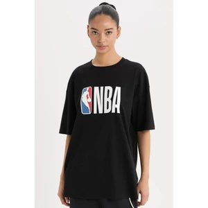 DeFactoFit NBA Wordmark Boxy Fit Bisiklet Yaka Kısa Kollu Tişört Z9313AZ25SM