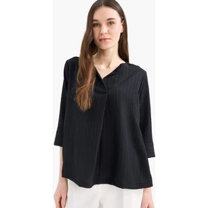 Regular Fit Kaçık Yaka Basic Düz Yarım Kollu Bluz