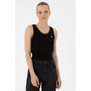 U.S. Polo Assn. Kadın Siyah Bisiklet Yaka Triko Tişört 50306480-VR046