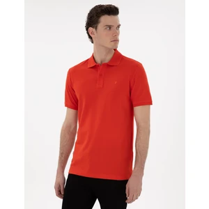 Pierre Cardin Erkek Kırmızı Slim Fit Kıvrılmaz Polo Yaka Basic Tişört 50302561-VR030