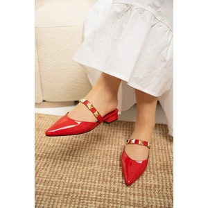 Ricco Kırmızı Rugan Zımba Detaylı Kadın Terlik