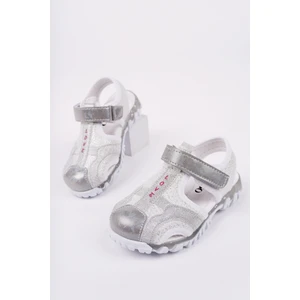 Slyvester Günlük Önü Kapalı Cırtlı Unisex Çocuk Sandalet