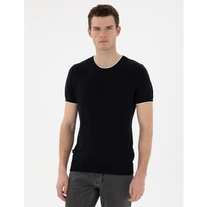Pierre Cardin Erkek Lacivert Slim Fit Bisiklet Yaka Triko Tişört 50307401-VR033