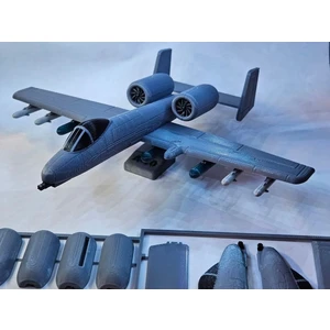 Forge Triverse A10 Uçak Model Kiti