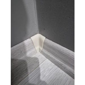 Orsa Yapı Parke Süpürgeliği Pratik Montajı İçin İç Köşe Beyaz Plastik Aparatı (6 cm Süpürgeliğe Uygun) 8 Ad.