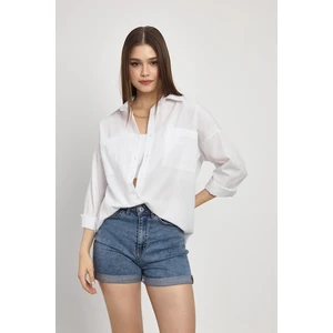Beyaz Çift Cepli Oversize Uzun Basic Gömlek - TCR-6256A
