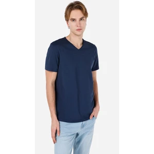 Regular Fit V Yaka Lacivert Erkek Kısa Kol Tişört