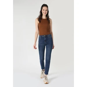 703 Carla Slim Fit Orta Bel Düz Paça Kadın Denim Jean Pantolon