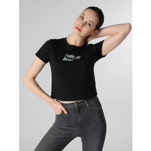Regular Fit Bisiklet Yaka Baskılı Siyah Kadın Kısa Kol Tişört